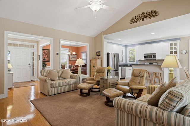3583 W Medinah Avenue SE, Southport, NC 28461