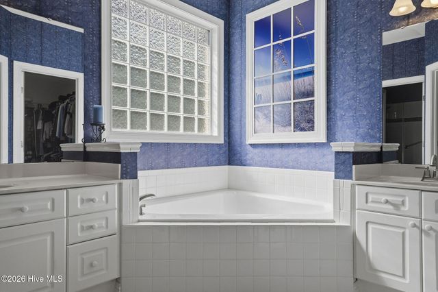 3583 W Medinah Avenue SE, Southport, NC 28461
