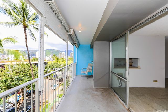 439 Keoniana Street 504, Honolulu, HI 96815