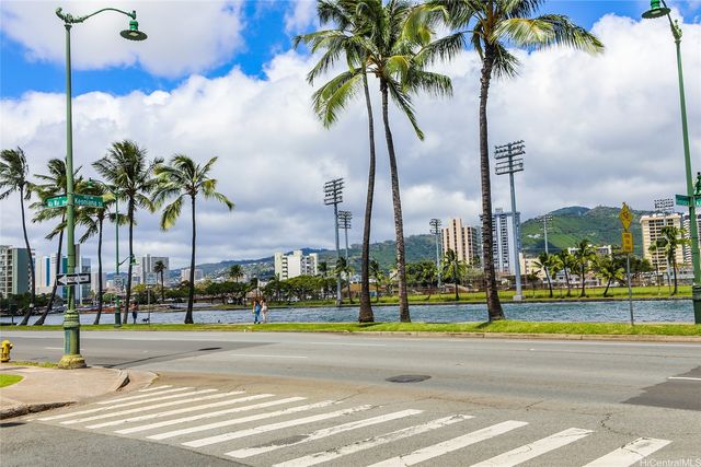 439 Keoniana Street 504, Honolulu, HI 96815