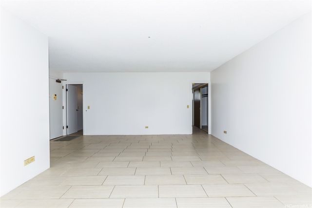 439 Keoniana Street 504, Honolulu, HI 96815