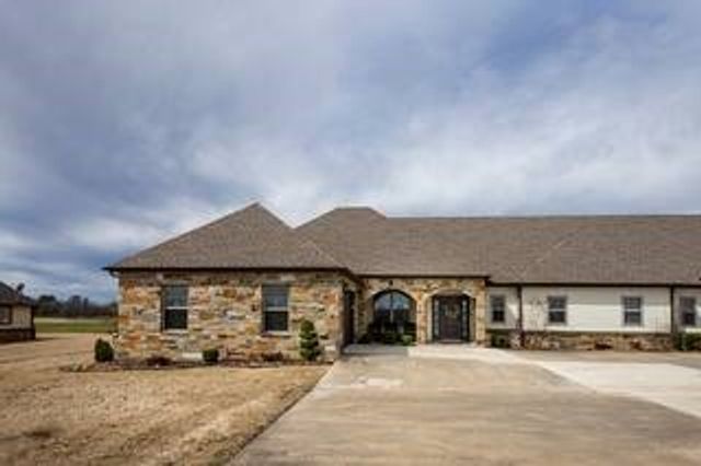 10211 Lydia Lane, Danville, AR 72833