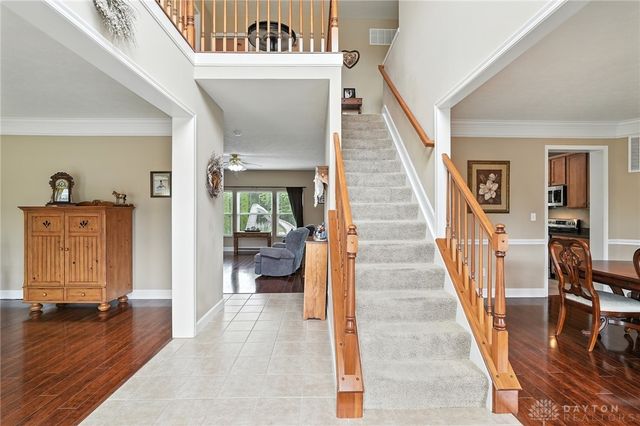 5483 Greenfinch Drive, Miamisburg, OH 45342