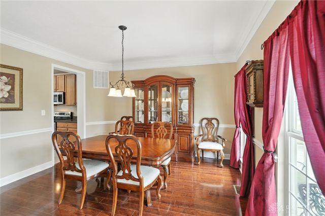5483 Greenfinch Drive, Miamisburg, OH 45342
