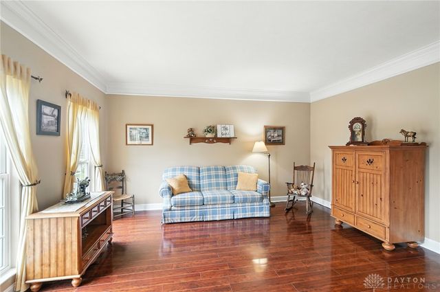5483 Greenfinch Drive, Miamisburg, OH 45342