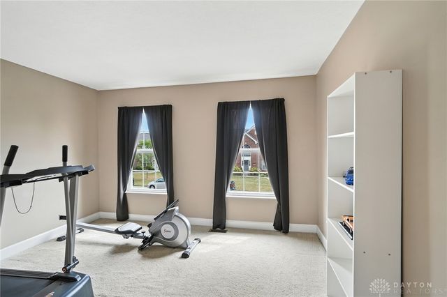 5483 Greenfinch Drive, Miamisburg, OH 45342