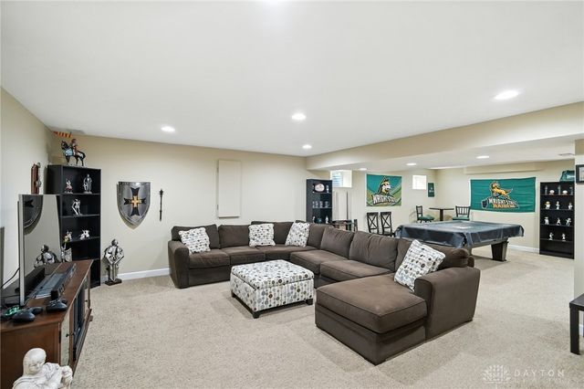 5483 Greenfinch Drive, Miamisburg, OH 45342