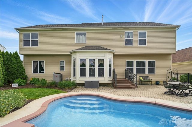 5483 Greenfinch Drive, Miamisburg, OH 45342