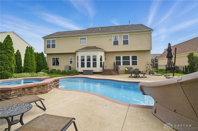 5483 Greenfinch Drive, Miamisburg, OH 45342