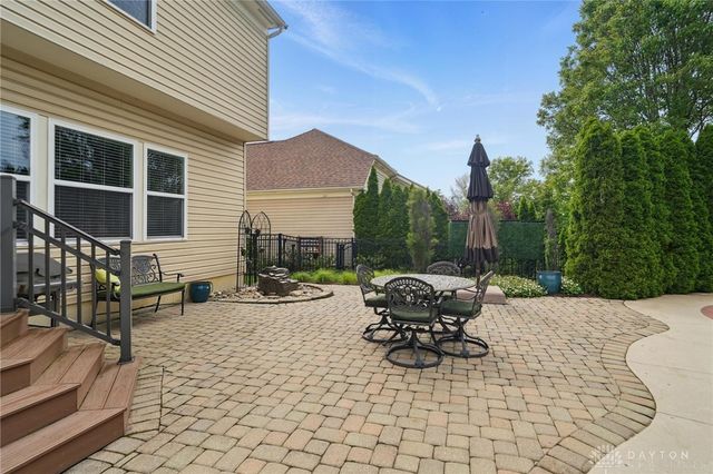 5483 Greenfinch Drive, Miamisburg, OH 45342