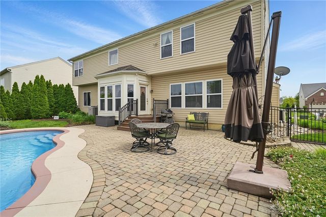 5483 Greenfinch Drive, Miamisburg, OH 45342