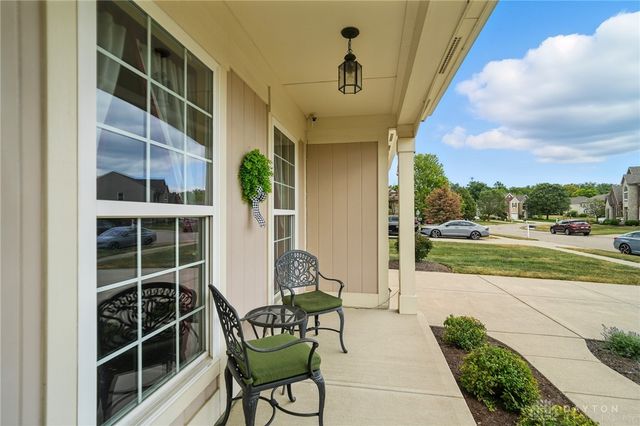 5483 Greenfinch Drive, Miamisburg, OH 45342