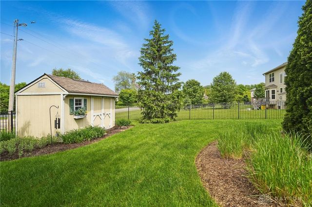 5483 Greenfinch Drive, Miamisburg, OH 45342