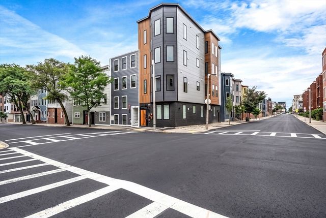 181 Maverick PH, Boston, MA 02128