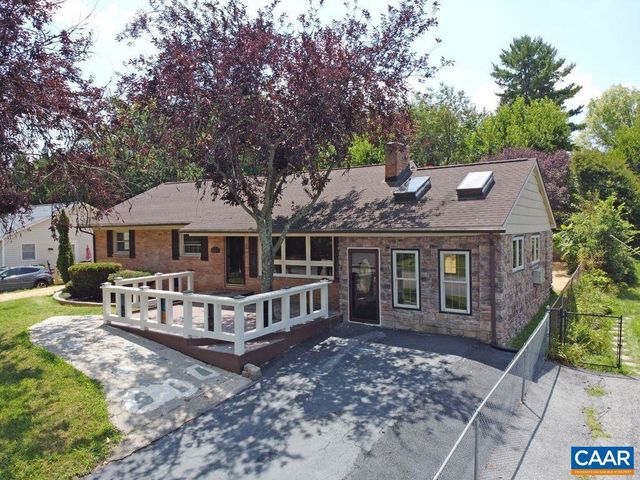 114 LAMBERT ST, Staunton, VA 24401