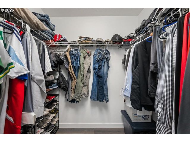 859 S 23RD Ave, Cornelius, OR 97113