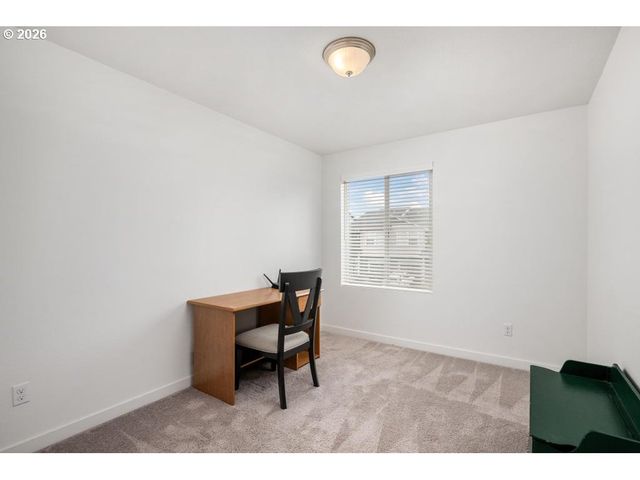 859 S 23RD Ave, Cornelius, OR 97113