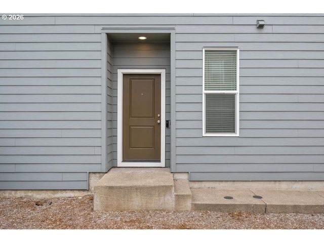 859 S 23RD Ave, Cornelius, OR 97113