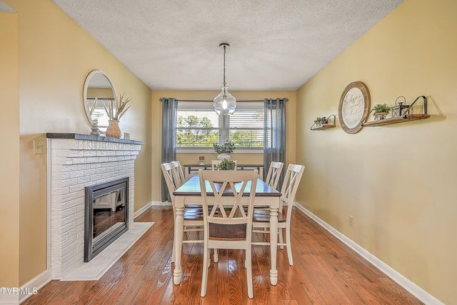 1825 Pinebrook Drive, Kingsport, TN 37660