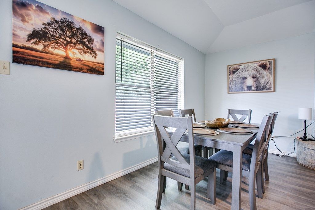Image 5 of property listing at 1225 Rita Circle, San Angelo, TX 76905
