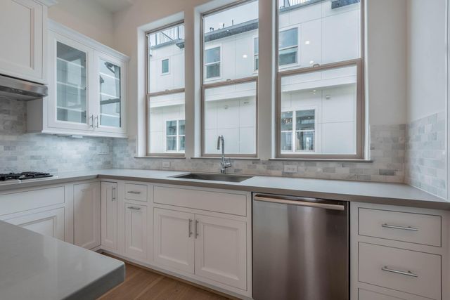 4057 Leeland Street, Houston, TX 77023