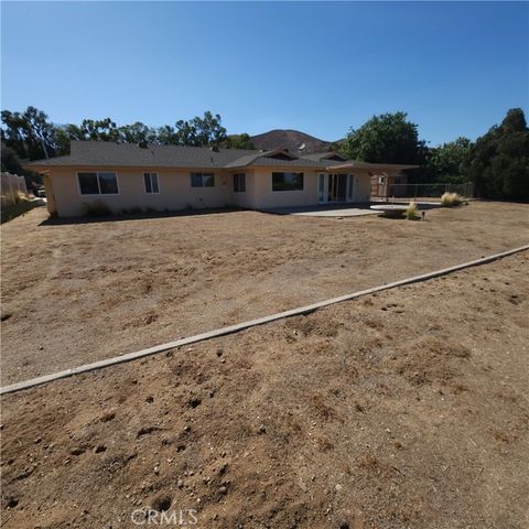 28370 Portsmouth Drive, Menifee, CA 92586