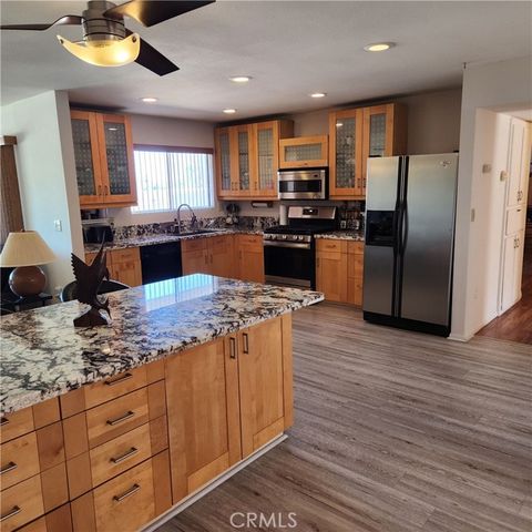 28370 Portsmouth Drive, Menifee, CA 92586