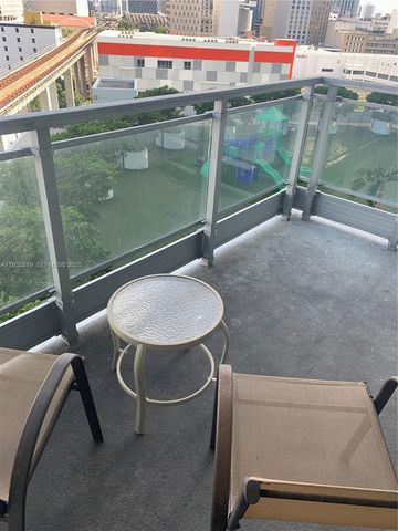 90 SW 3rd St 1211, Miami, FL 33130