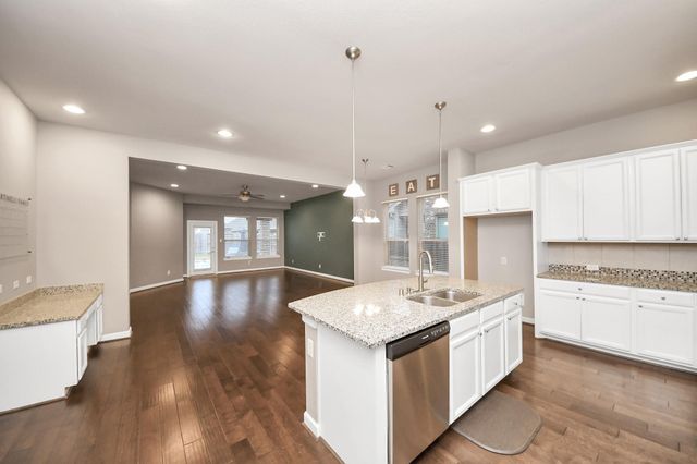 2211 Tonkawa Trail, Katy, TX 77493