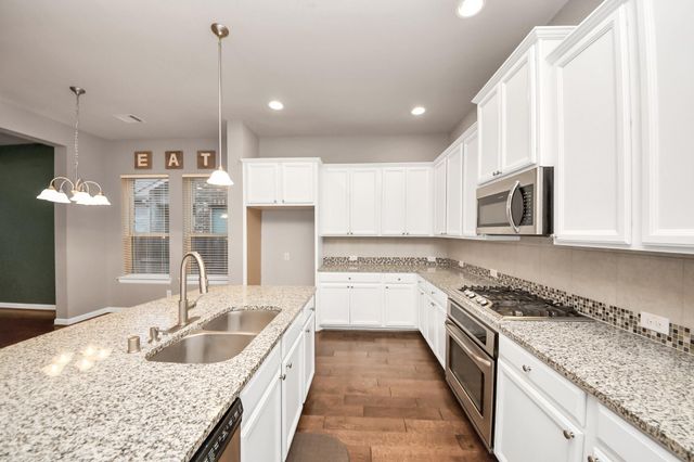 2211 Tonkawa Trail, Katy, TX 77493