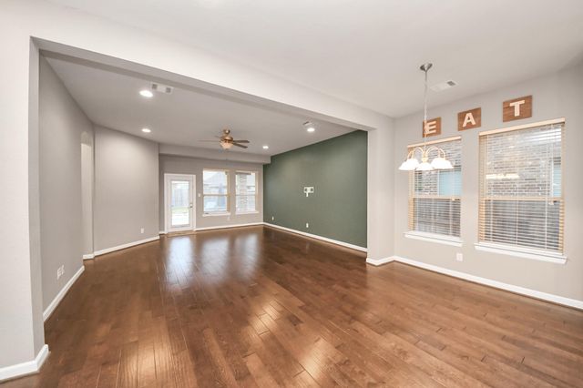 2211 Tonkawa Trail, Katy, TX 77493