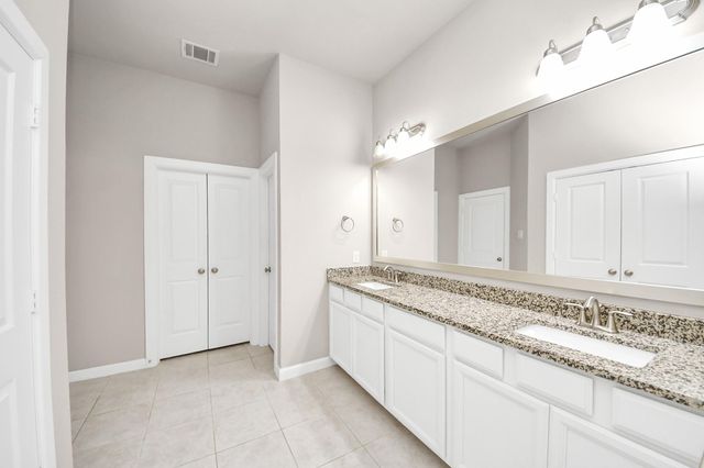 2211 Tonkawa Trail, Katy, TX 77493