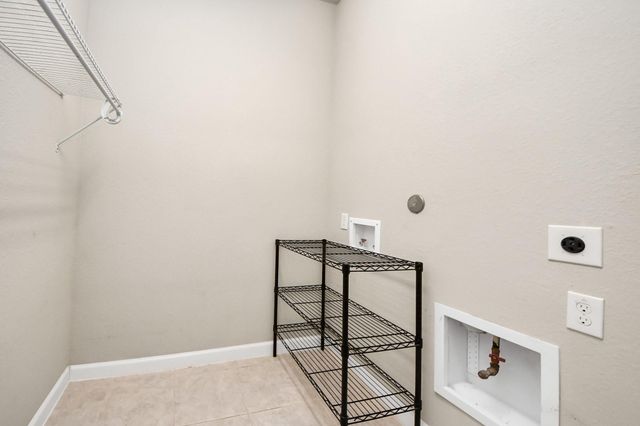 2211 Tonkawa Trail, Katy, TX 77493