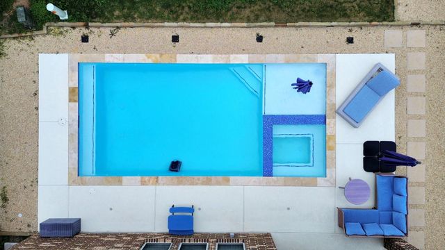 2211 Tonkawa Trail, Katy, TX 77493