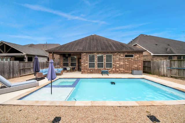 2211 Tonkawa Trail, Katy, TX 77493