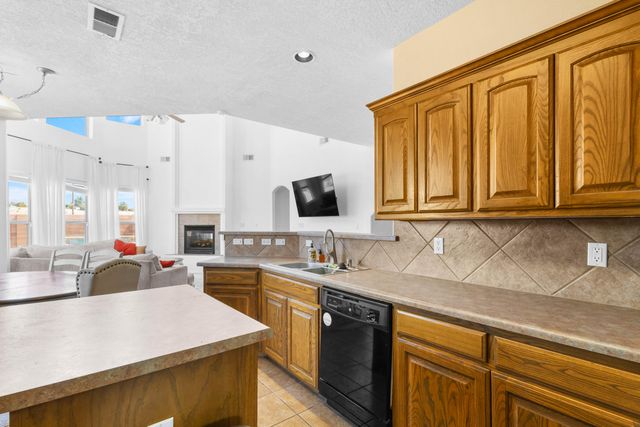 1290 La Fonda Street, Bernalillo, NM 87004