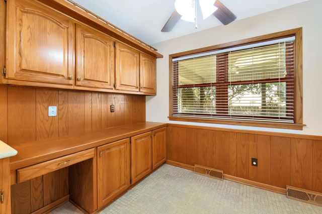 1955 S Cooper St, Wichita, KS 67207