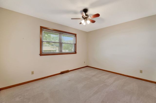 1955 S Cooper St, Wichita, KS 67207