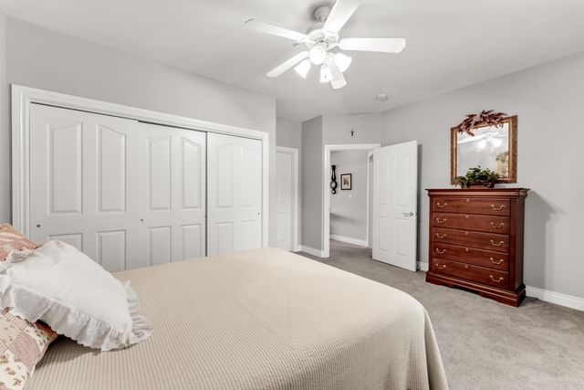 730 Emerald Pointe Drive 235, Hollister, MO 65672