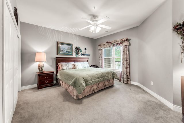 730 Emerald Pointe Drive 235, Hollister, MO 65672