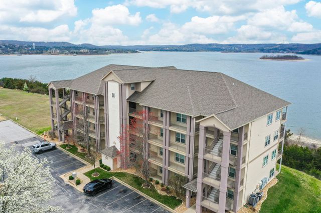730 Emerald Pointe Drive 235, Hollister, MO 65672