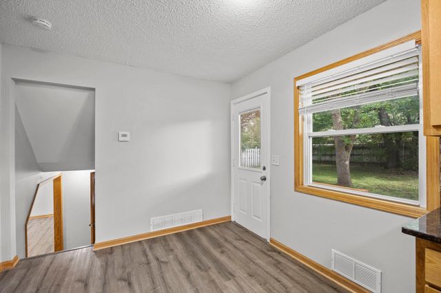 2910 114th Avenue NW, Coon Rapids, MN 55433