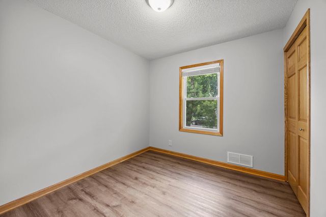 2910 114th Avenue NW, Coon Rapids, MN 55433