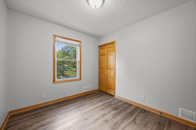 2910 114th Avenue NW, Coon Rapids, MN 55433
