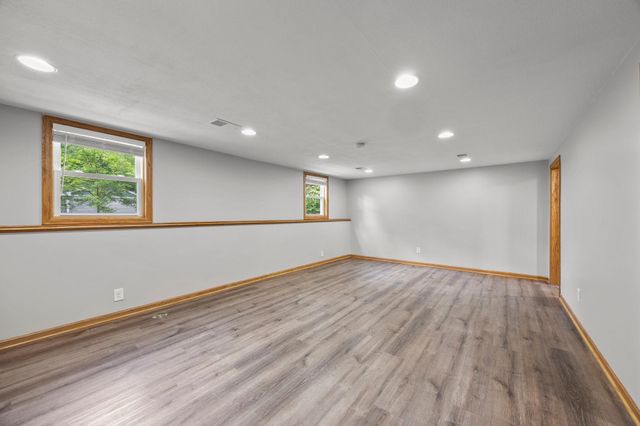 2910 114th Avenue NW, Coon Rapids, MN 55433