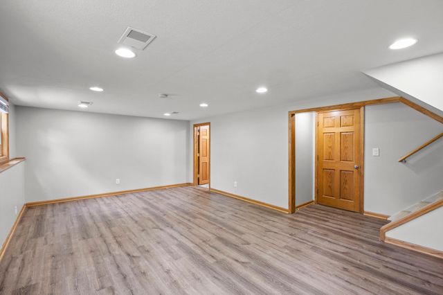2910 114th Avenue NW, Coon Rapids, MN 55433