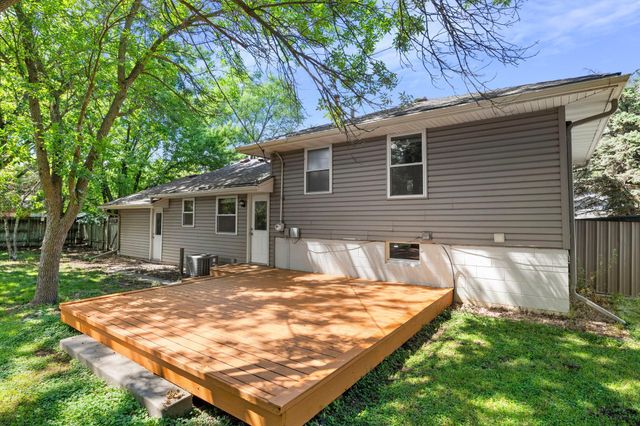 2910 114th Avenue NW, Coon Rapids, MN 55433