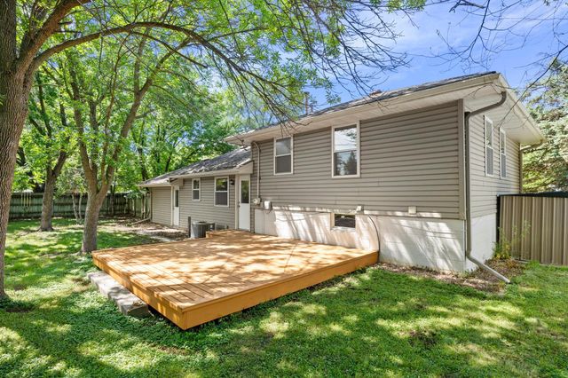 2910 114th Avenue NW, Coon Rapids, MN 55433