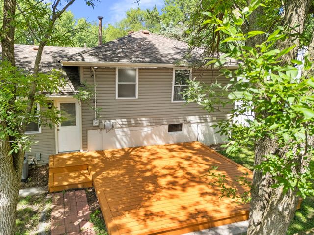2910 114th Avenue NW, Coon Rapids, MN 55433