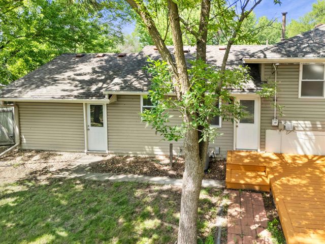 2910 114th Avenue NW, Coon Rapids, MN 55433